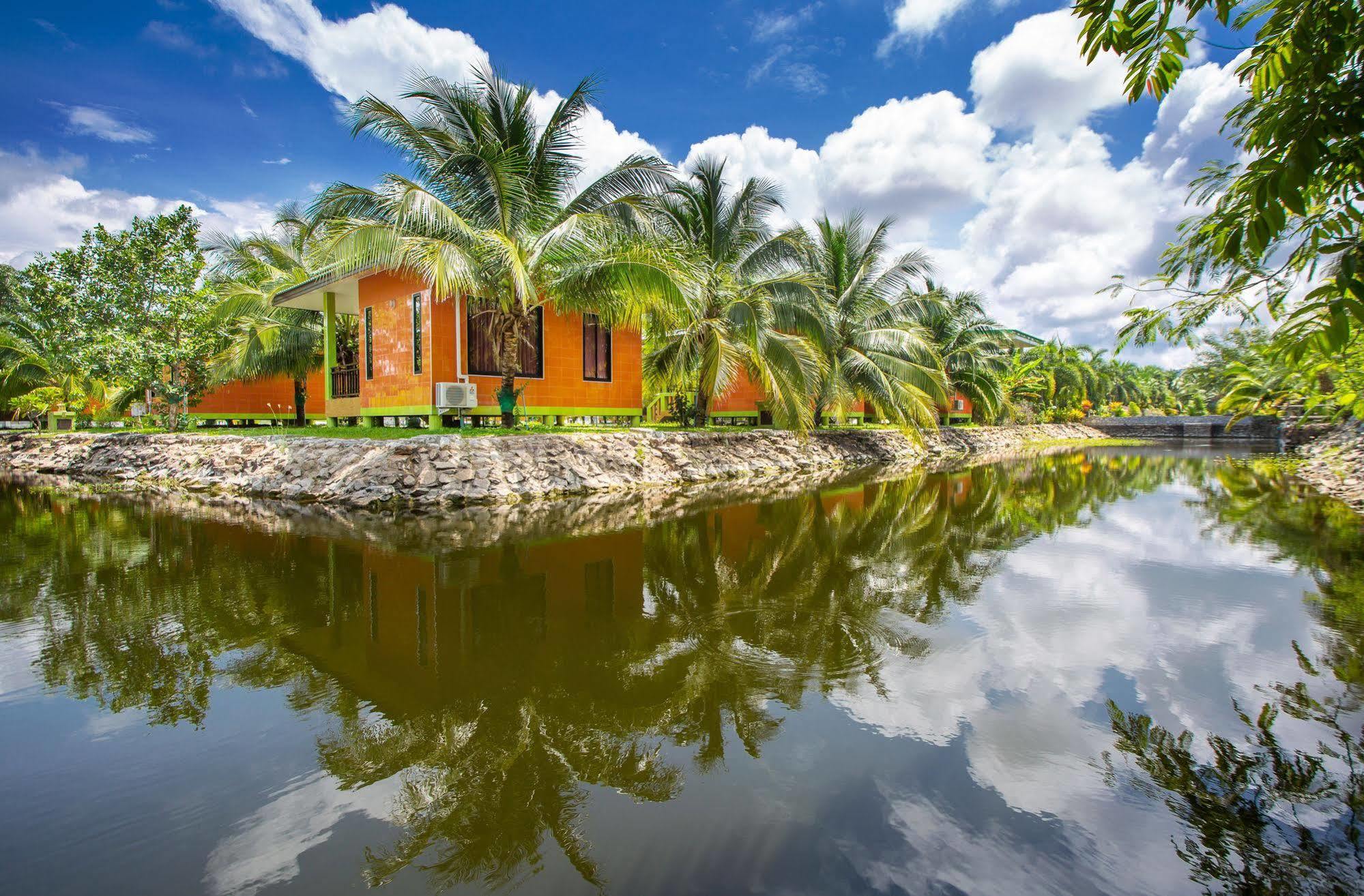 Coconut Resort Rayong Exterior foto